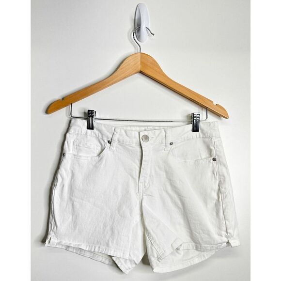 Crown & Ivy Shorts Womens Casual White Denim Size 4 - Picture 1 of 7